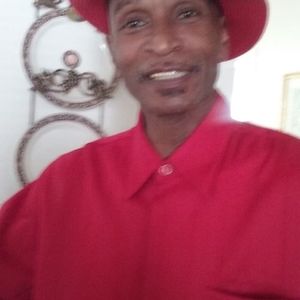 Meet your Posher, Everett